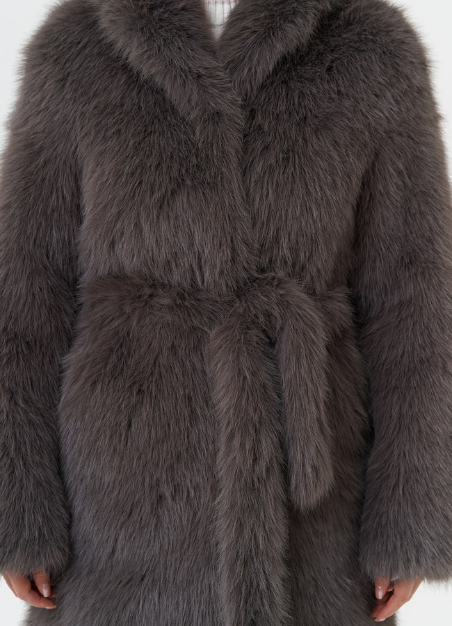 Шуба из эко меха под песца модель № 28682 универмаг малина