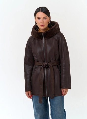 Женская дубленка из эко замши фото