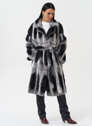 Шуба из меха кролика с английским воротником фото