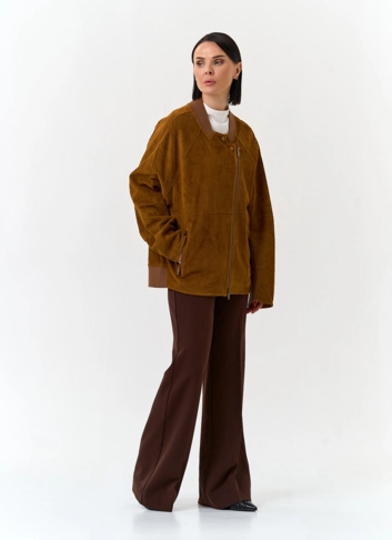 Женская куртка из натуральной замши фото
