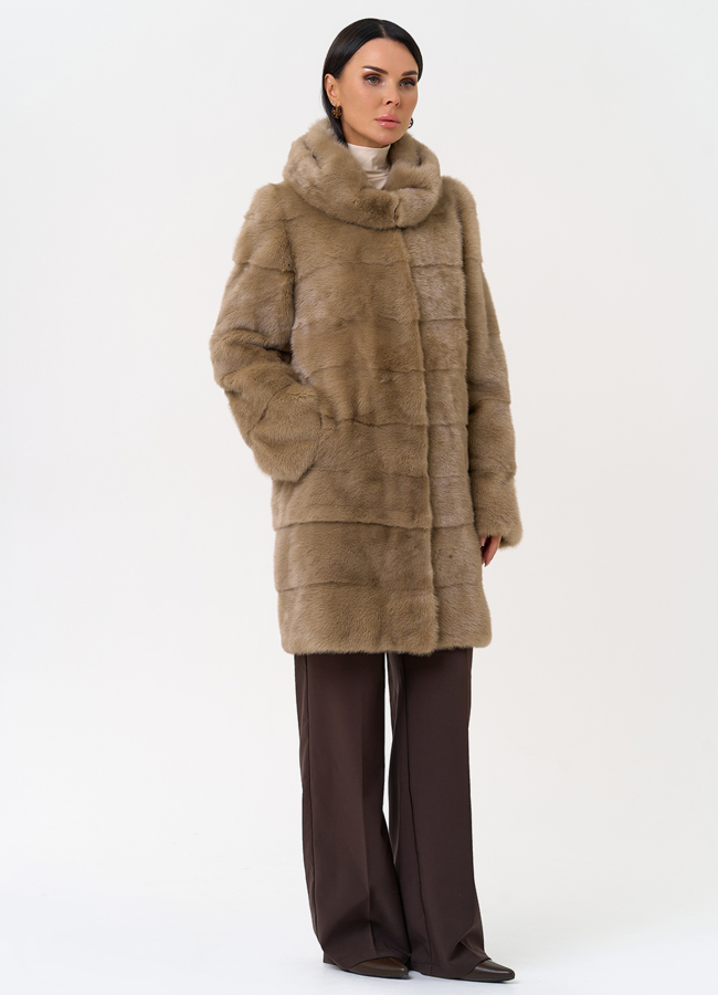Поперечная норковая шуба с капюшоном модель № 31331 универмаг малина