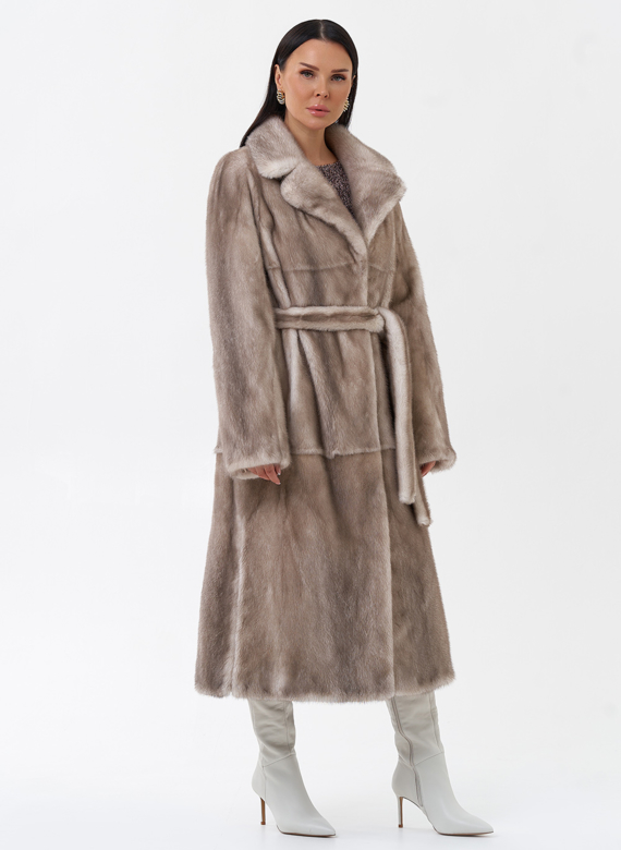 Длинная светлая норковая шуба