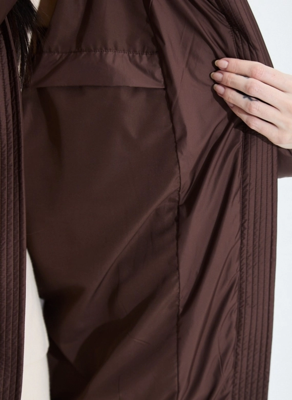 Женский пуховик с мехом песца на воротнике фото